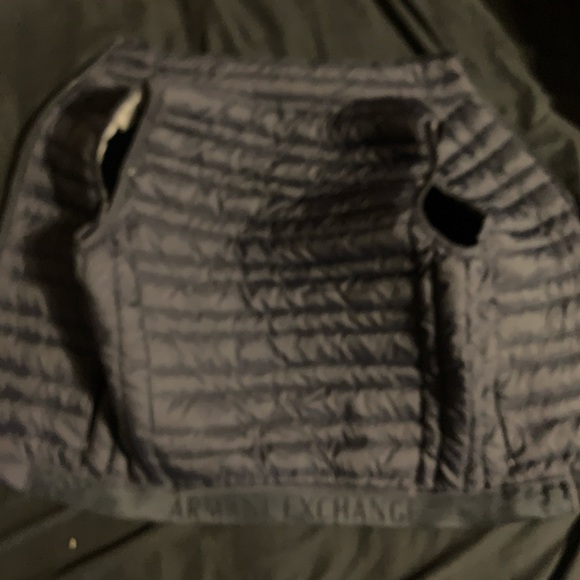 Armani exchange vest - Picture 5 of 7